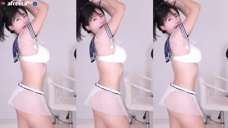 Afreecatv나나(BJ娜娜)2022年11月15日Sexy Dance133958